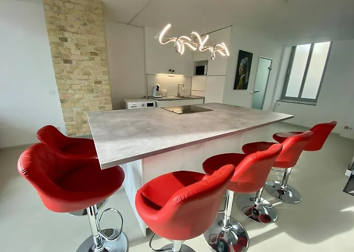 Apartman Loft With Pool Table, Kitchen Island & Gallery Berlin