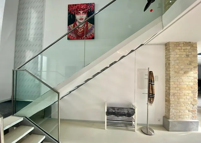 Apartamento Loft With Pool Table, Kitchen Island & Gallery *