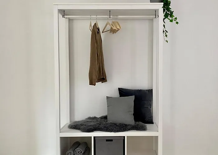 Loft With Pool Table, Kitchen Island & Gallery *