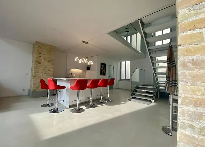 Apartman Loft With Pool Table, Kitchen Island & Gallery Berlin