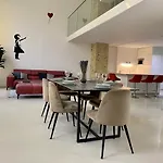 Loft With Pool Table, Kitchen Island & Gallery Berlin